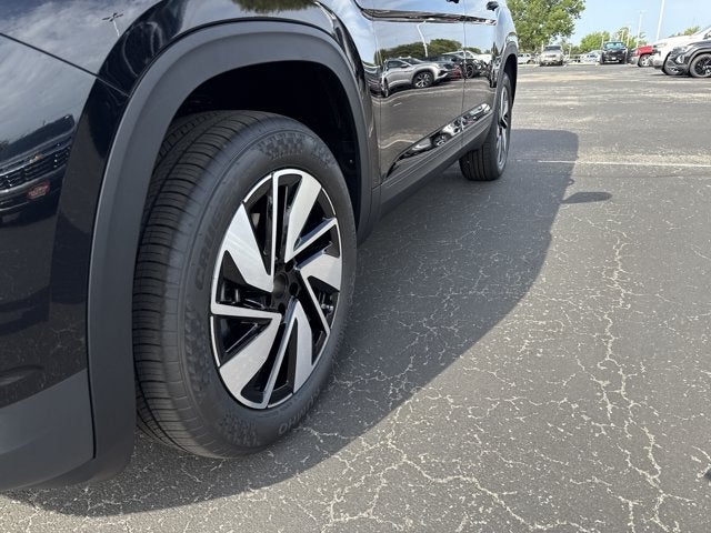 2026 Volkswagen Atlas 2.0T SE w/Technology and Panoramic Sunroof Package