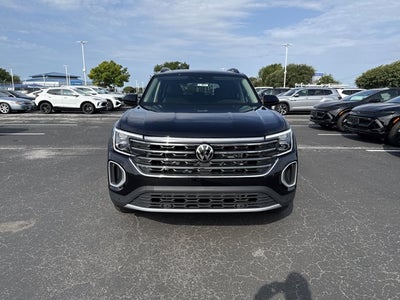 2026 Volkswagen Atlas 2.0T SE w/Technology and Panoramic Sunroof Package