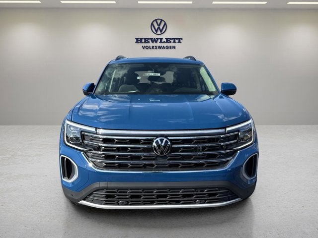 2026 Volkswagen Atlas 2.0T SE w/Technology and Panoramic Sunroof Package