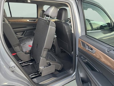 2026 Volkswagen Atlas 2.0T SE w/Technology and Panoramic Sunroof Package