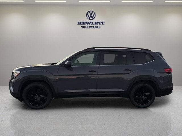 2026 Volkswagen Atlas 2.0T SE w/Technology and Panoramic Sunroof Package