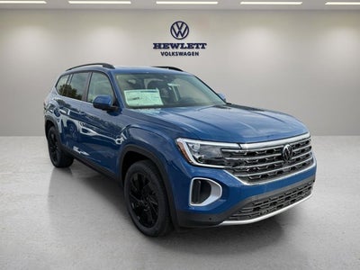 2026 Volkswagen Atlas 2.0T SE w/Technology with Captain's Chairs and Panoramic Sunroof Package