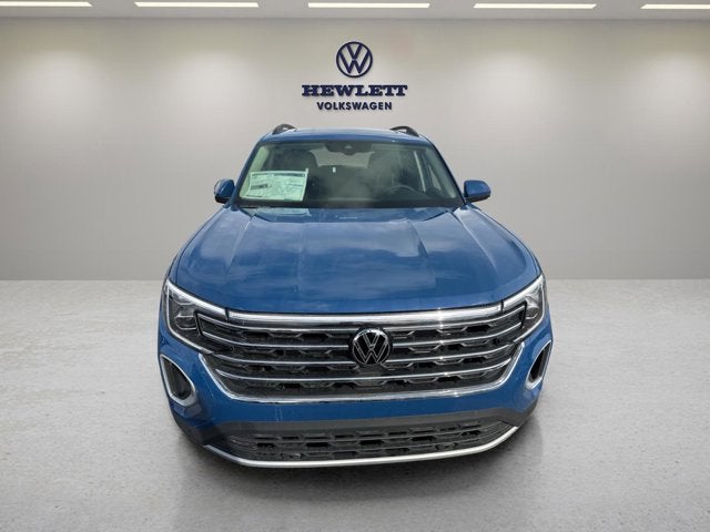 2026 Volkswagen Atlas 2.0T SE w/Technology with Captain's Chairs and Panoramic Sunroof Package