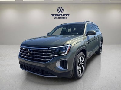 2026 Volkswagen Atlas 2.0T SE w/Technology and Panoramic Sunroof Package