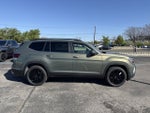 2026 Volkswagen Atlas 2.0T SE w/Technology with Captain's Chairs and Panoramic Sunroof Package