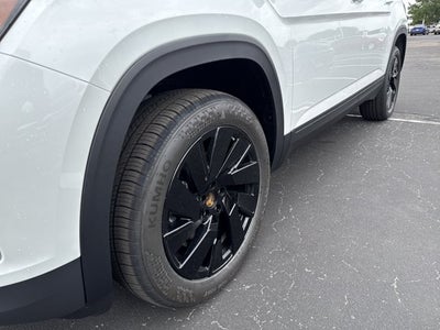 2026 Volkswagen Atlas 2.0T SE w/Technology and Panoramic Sunroof Package