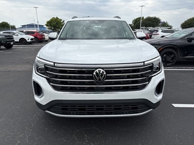 2026 Volkswagen Atlas 2.0T SE w/Technology and Panoramic Sunroof Package