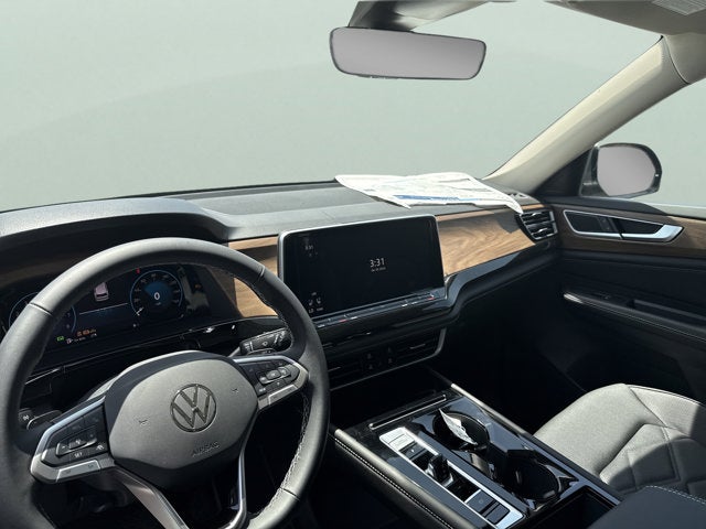 2026 Volkswagen Atlas 2.0T SE w/Technology with Captain's Chairs and Panoramic Sunroof Package