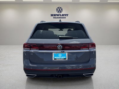 2026 Volkswagen Atlas 2.0T SE w/Technology with Captain's Chairs and Panoramic Sunroof Package