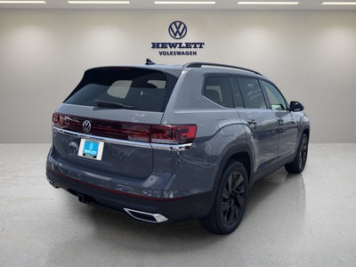 2026 Volkswagen Atlas 2.0T SE w/Technology with Captain's Chairs and Panoramic Sunroof Package