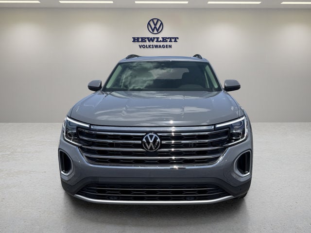 2026 Volkswagen Atlas 2.0T SE w/Technology with Captain's Chairs and Panoramic Sunroof Package
