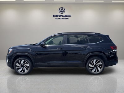 2026 Volkswagen Atlas 2.0T SE w/Technology and Panoramic Sunroof Package