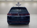 2026 Volkswagen Atlas 2.0T SE w/Technology and Panoramic Sunroof Package
