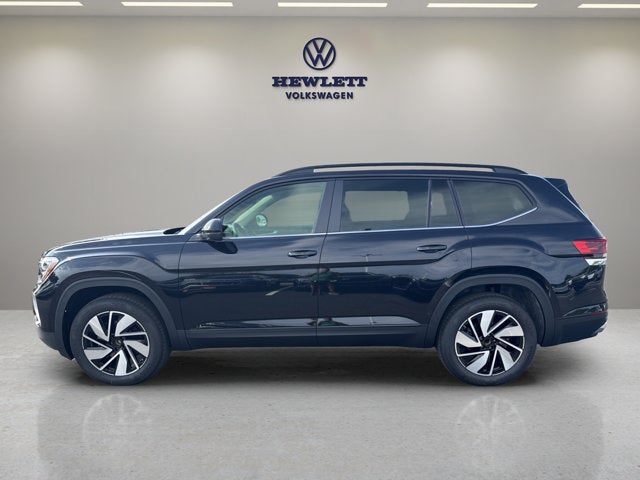 2026 Volkswagen Atlas 2.0T SE w/Technology and Panoramic Sunroof Package