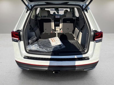 2026 Volkswagen Atlas 2.0T SE w/Technology with Captain's Chairs and Panoramic Sunroof Package