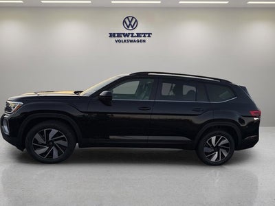 2026 Volkswagen Atlas 2.0T SE w/Technology with Captain's Chairs and Panoramic Sunroof Package