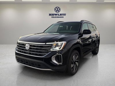 2026 Volkswagen Atlas 2.0T SE w/Technology with Captain's Chairs and Panoramic Sunroof Package
