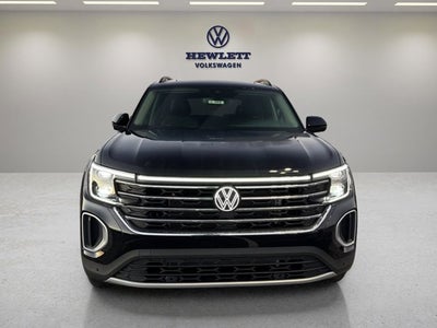 2026 Volkswagen Atlas 2.0T SE w/Technology with Captain's Chairs and Panoramic Sunroof Package