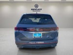 2026 Volkswagen Atlas 2.0T SE w/Technology with Captain's Chairs and Panoramic Sunroof Package