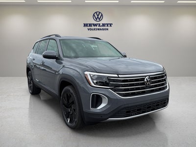 2026 Volkswagen Atlas 2.0T SE w/Technology and Panoramic Sunroof Package