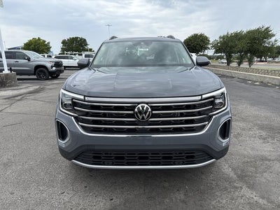 2026 Volkswagen Atlas 2.0T SE w/Technology and Panoramic Sunroof Package