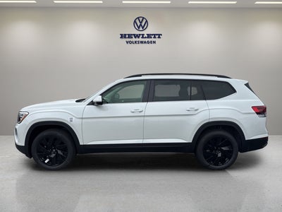 2026 Volkswagen Atlas 2.0T SE w/Technology and Panoramic Sunroof Package