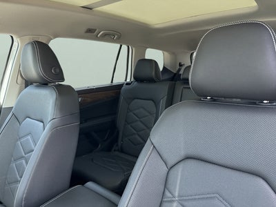 2026 Volkswagen Atlas 2.0T SE w/Technology and Panoramic Sunroof Package