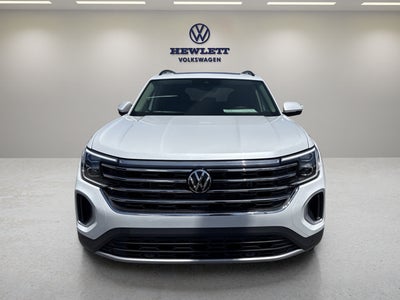 2026 Volkswagen Atlas 2.0T SE w/Technology and Panoramic Sunroof Package