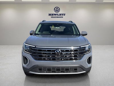 2026 Volkswagen Atlas 2.0T SE w/Technology and Panoramic Sunroof Package