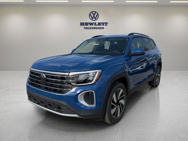 2026 Volkswagen Atlas 2.0T SE w/Technology with Captain's Chairs and Panoramic Sunroof Package