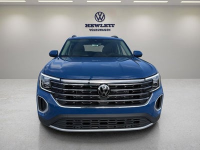 2026 Volkswagen Atlas 2.0T SE w/Technology with Captain's Chairs and Panoramic Sunroof Package