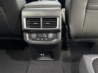 2026 Volkswagen Atlas 2.0T SE w/Technology and Panoramic Sunroof Package