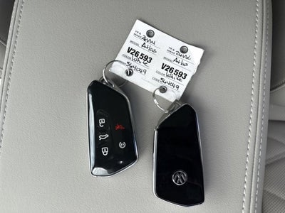 2026 Volkswagen Atlas 2.0T SE w/Technology and Panoramic Sunroof Package