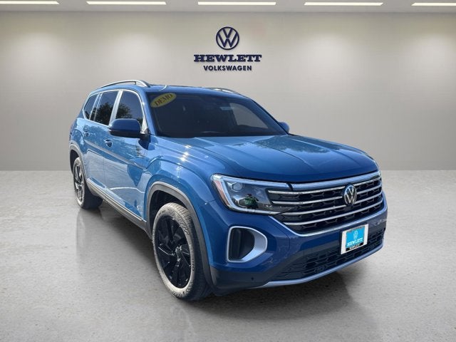 2025 Volkswagen Atlas 2.0T SE w/Technology and Panoramic Sunroof Package