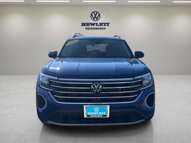 2025 Volkswagen Atlas 2.0T SE w/Technology and Panoramic Sunroof Package