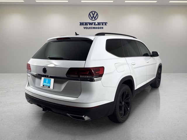 2022 Volkswagen Atlas 3.6L V6 SE w/Technology