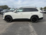 2027 Volkswagen Atlas SE w/Technology with Captain's Chairs and Panoramic Sunroof Package