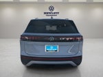 2027 Volkswagen Atlas SE w/Technology and Panoramic Sunroof Package