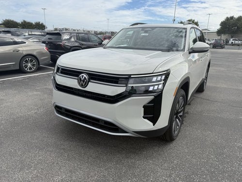 2027 Volkswagen Atlas SE w/Technology and Panoramic Sunroof Package