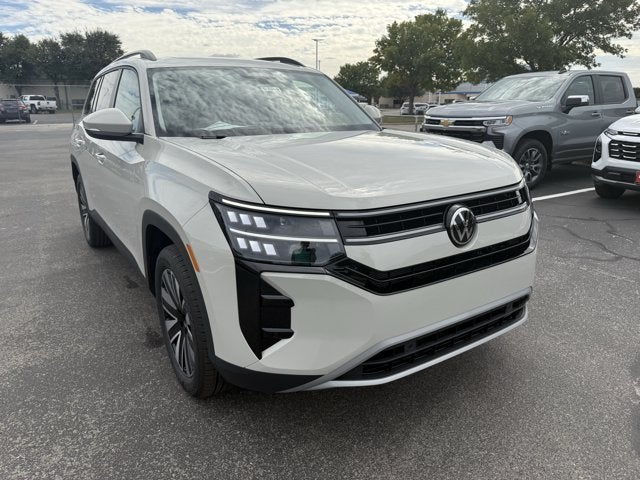 2027 Volkswagen Atlas SE w/Technology and Panoramic Sunroof Package