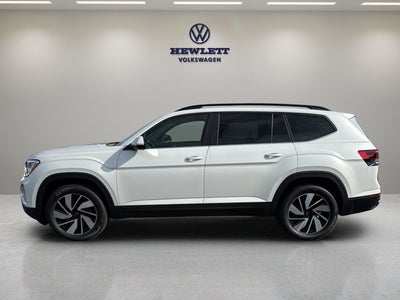 2026 Volkswagen Atlas 2.0T SE w/Technology and Panoramic Sunroof Package