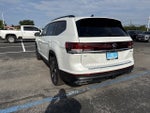 2026 Volkswagen Atlas 2.0T SE w/Technology and Panoramic Sunroof Package