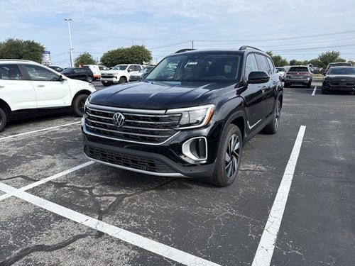 2026 Volkswagen Atlas 2.0T SE w/Technology with Captain's Chairs and Panoramic Sunroof Package