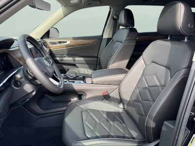 2026 Volkswagen Atlas 2.0T SE w/Technology with Captain's Chairs and Panoramic Sunroof Package