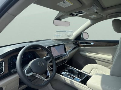 2026 Volkswagen Atlas 2.0T SE w/Technology with Captain's Chairs and Panoramic Sunroof Package