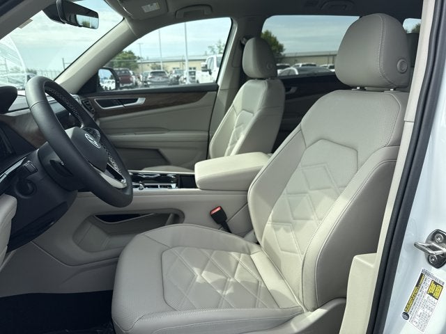 2026 Volkswagen Atlas 2.0T SE w/Technology and Panoramic Sunroof Package