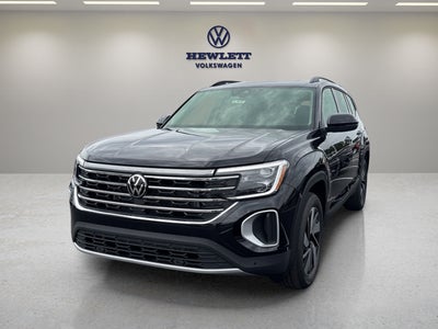 2026 Volkswagen Atlas 2.0T SE w/Technology with Captain's Chairs and Panoramic Sunroof Package