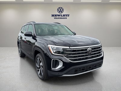 2026 Volkswagen Atlas 2.0T SE w/Technology with Captain's Chairs and Panoramic Sunroof Package