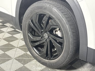 2022 Volkswagen Atlas 2.0T SE w/Technology
