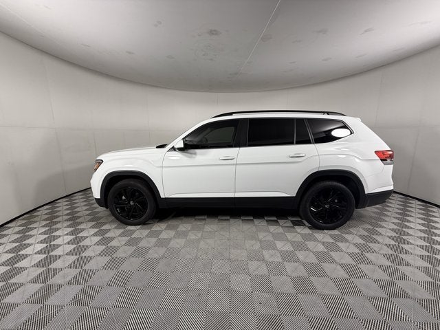 2022 Volkswagen Atlas 2.0T SE w/Technology